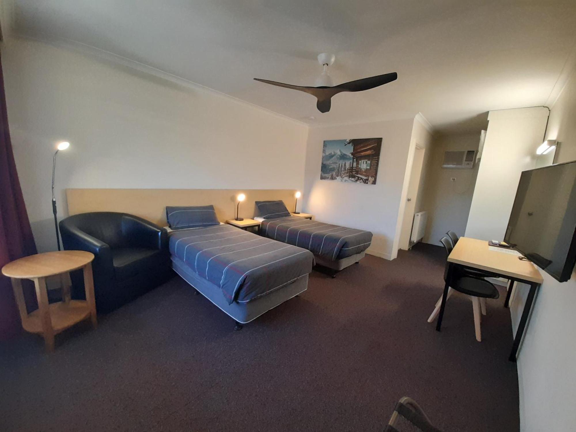 Cooma Motor Lodge Motel エクステリア 写真